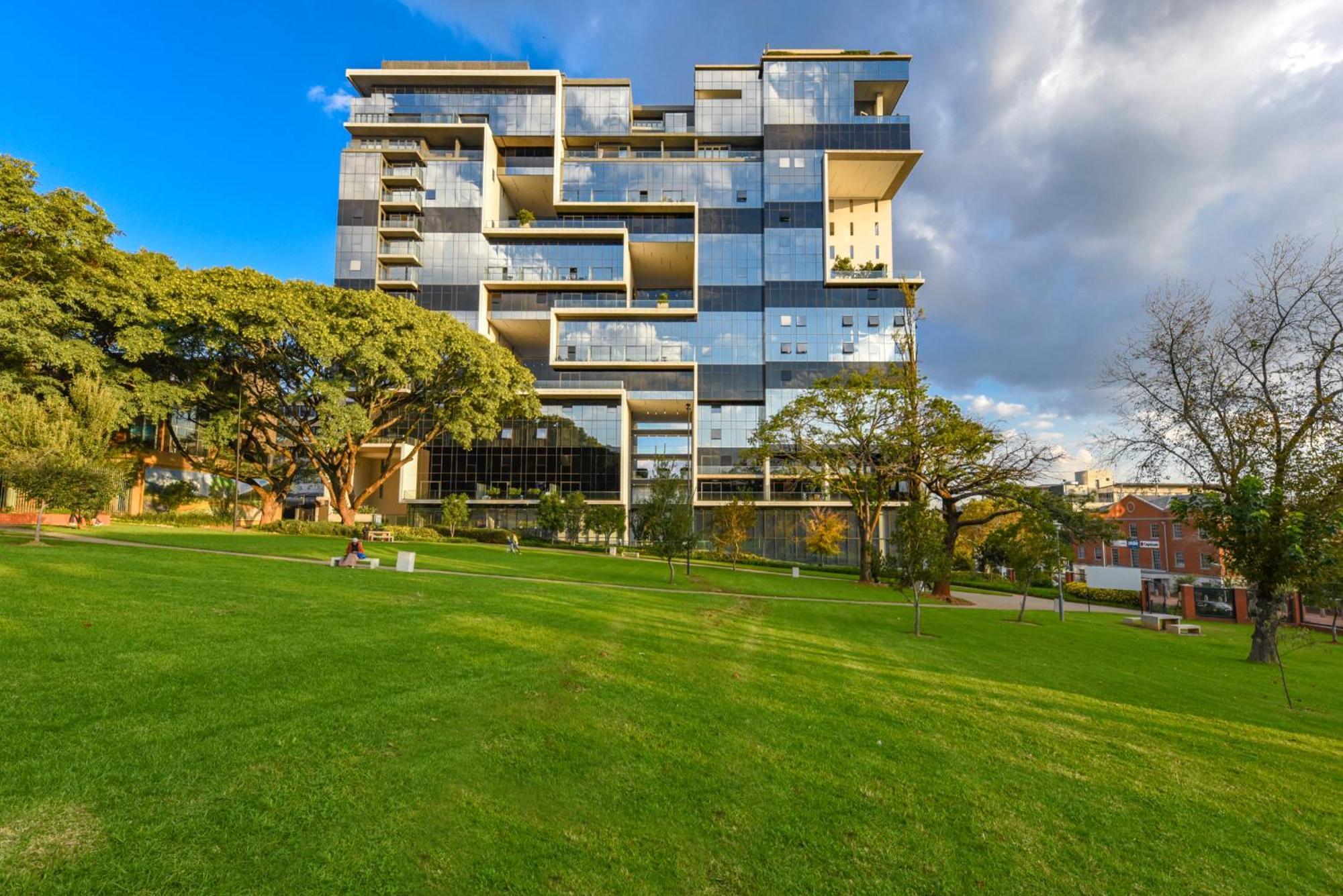 The Park Central Residence - With Generator Johannesburgo Exterior foto
